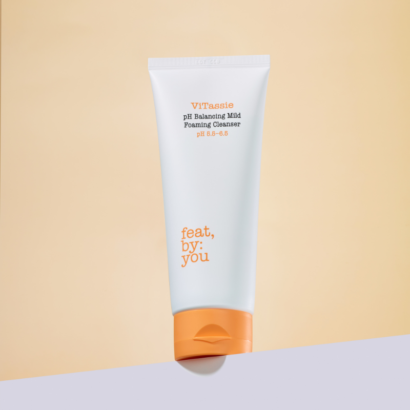 ViTassie pH Balancing Mild Foaming Cleanser